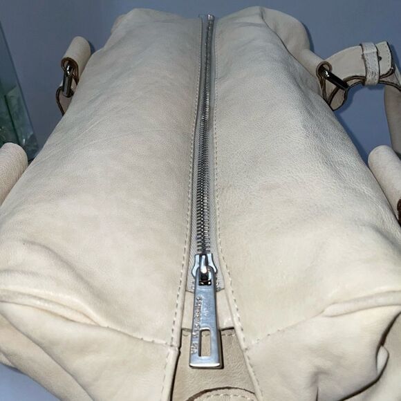 🎊RARE🎊 Via Republica Leather Satchel Beige Large - Picture 5 of 11